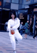 街拍网红吃瓜视频