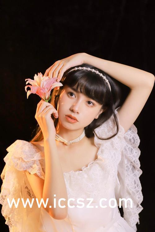 网曝泄密吃瓜女友